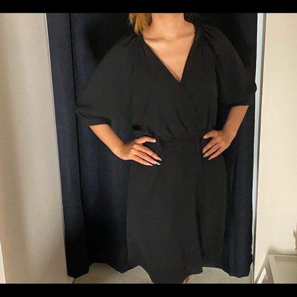 dress - Picture 2 of 5